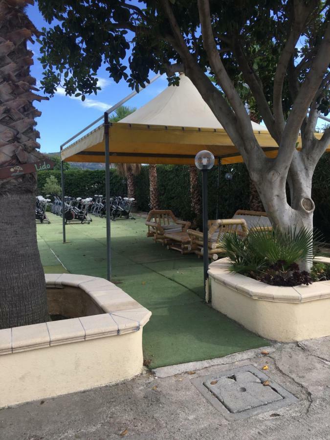 B&B Baia Dello Stretto Gallico Marina Exterior photo