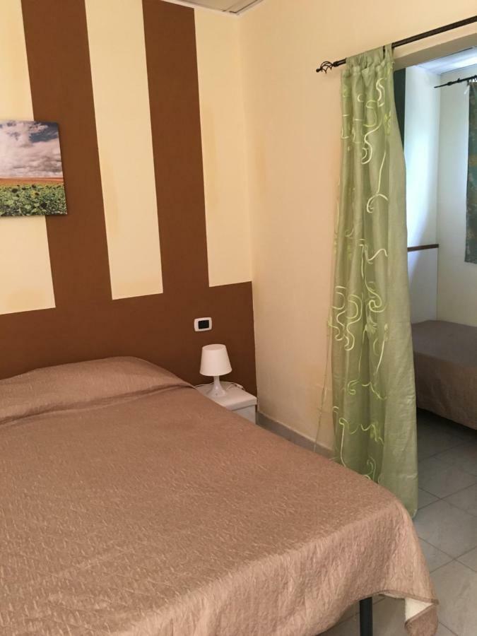 B&B Baia Dello Stretto Gallico Marina Exterior photo
